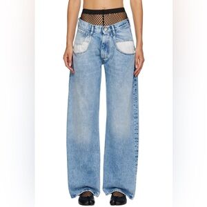 MAISON MARGIELA
Blue Faded Jeans ❤️‍🔥HOST PICK❤️‍🔥